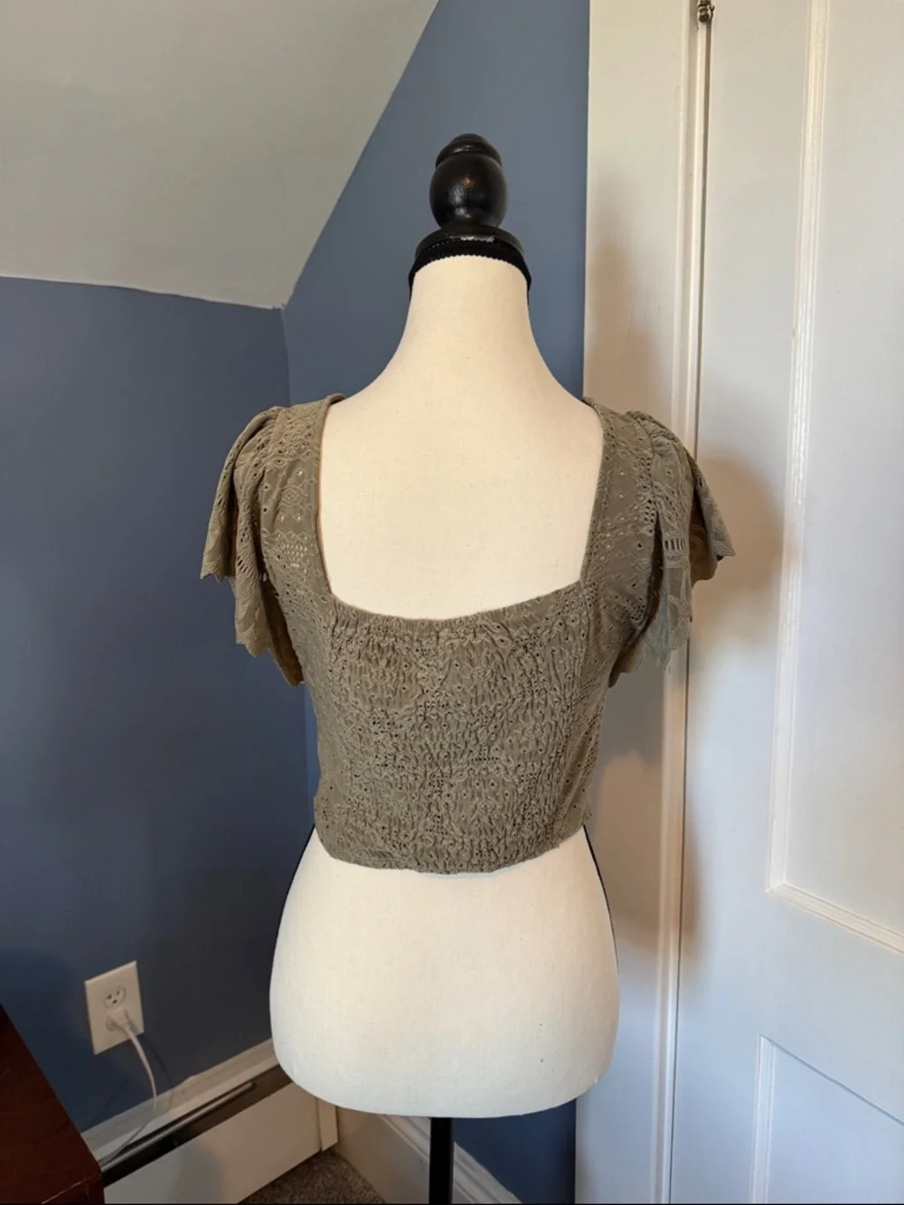 Lace Wrap Crop Top - Olive - Picture 3 of 3